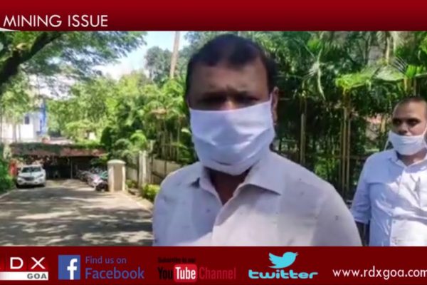 PWD MINISTER DEEPAK PAUSKAR HELD MEETING WITH CM SAWANT ON MINING ISSUE