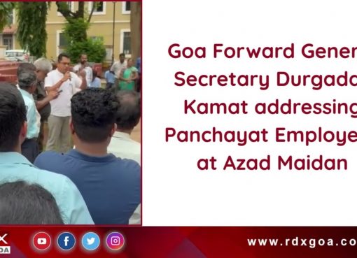 Goa Forward General Secretary Durgadas Kamat addressing Panchayat Employees at Azad Maidan