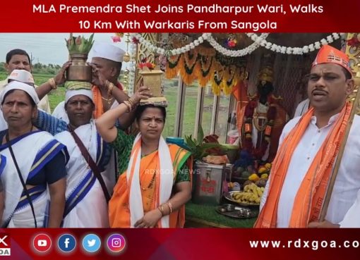 MLA Premendra Shet Joins Pandharpur Wari, Walks 10 Km With Warkaris From Sangola